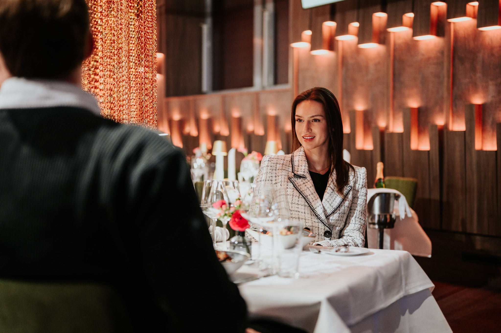 Dining and gaming evening itinerary on a smartphone