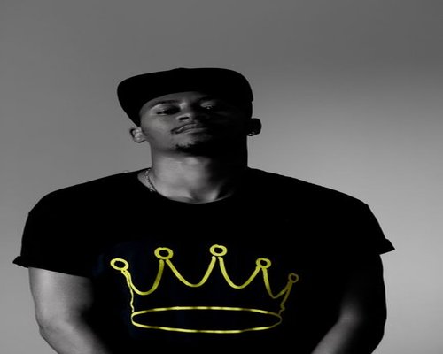 CROWN logo T-shirt